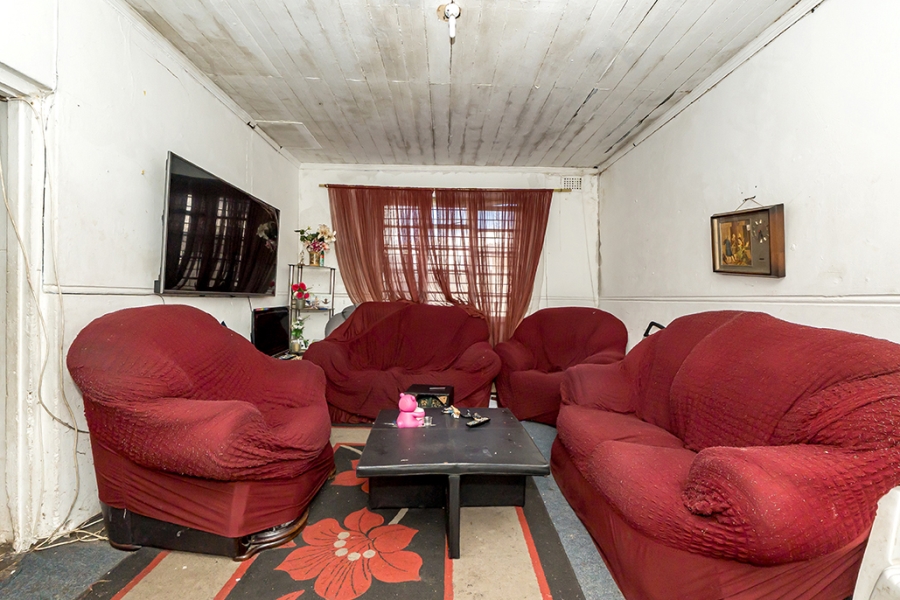4 Bedroom Property for Sale in Lansdowne Western Cape